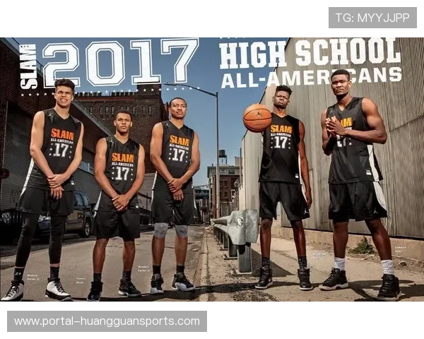 普渡大学前锋特雷·考夫曼-伦恩被评季前全美最佳阵容